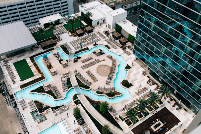 12 of the best hotel pools in the USA