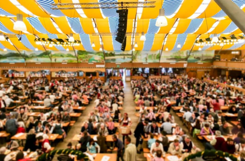 OKTOBERFEST 2025 DRAWS RECORD NUMBERS OF INTERNATIONAL VISITORS