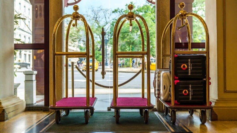 CUBA'S TOURISM SHIFT: INTERNATIONAL CHAINS TO LEASE STATE HOTELS