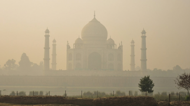 POLLUTION THREATENS IRREVERSIBLE DAMAGE TO INDIA’S MONUMENTS
