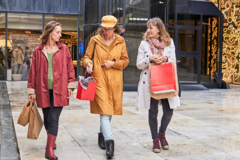 SPAIN LEADS IN LUXURY SHOPPING TOURISM