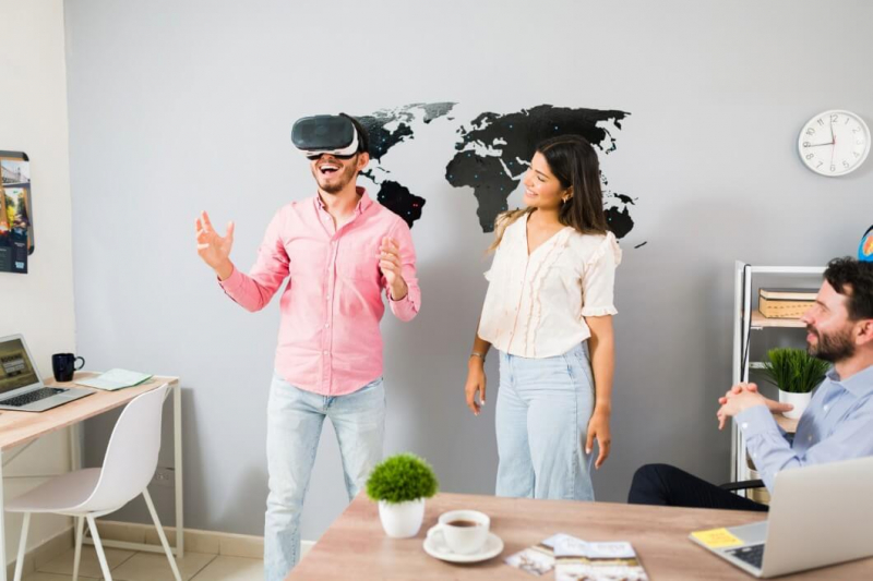 VIRTUAL TOURISM: A DIGITAL ESCAPE OR A SUSTAINABLE SUBSTITUTE?