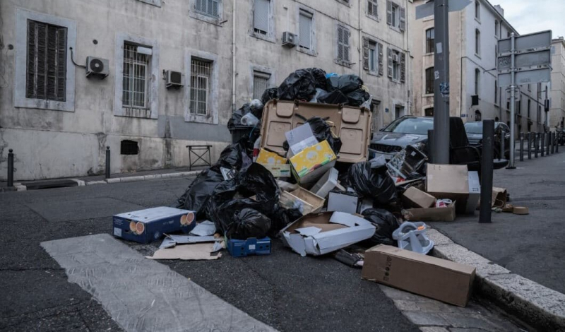 TOP 5 DIRTIEST TOURIST CITIES IN THE WORLD 2025