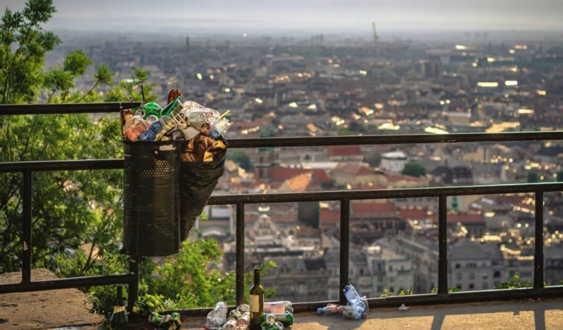 TOP 5 DIRTIEST TOURIST CITIES IN THE WORLD 2025